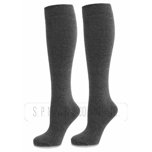 GIRLS PLAIN KNEE HIGH COTTON LYCRA SOCKS.