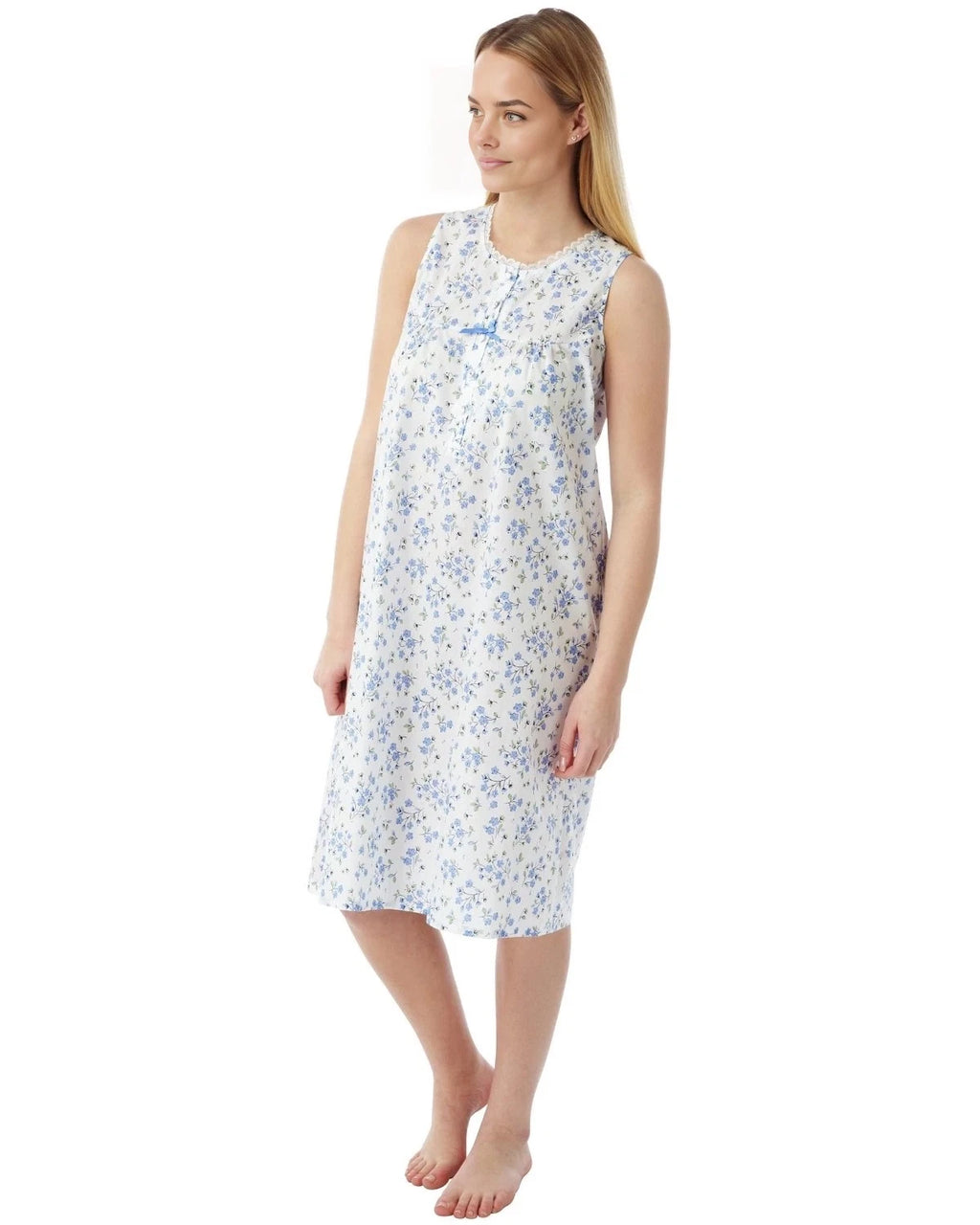 LADIES LAMROS SLEEVELESS FLORAL DESIGN POLYCOTTON NIGHTDRESS.