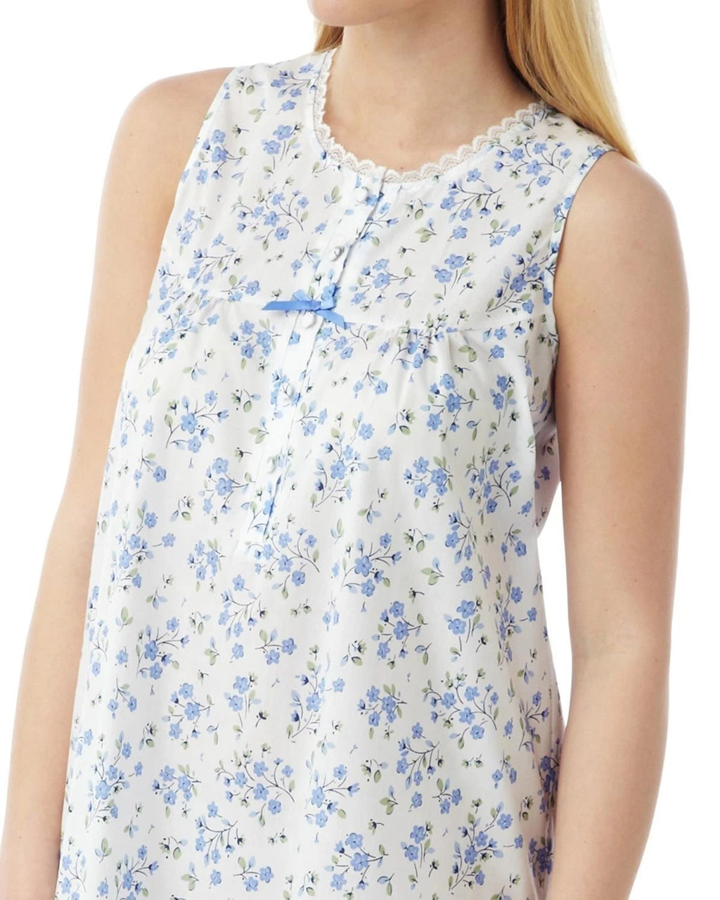LADIES LAMROS SLEEVELESS FLORAL DESIGN POLYCOTTON NIGHTDRESS.